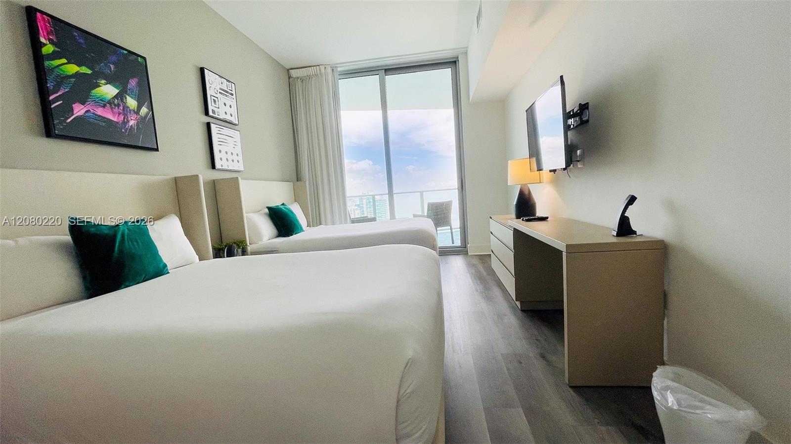 MPH8 2 / 2 1179 sq. ft. $ 2026-08-30 0 foto