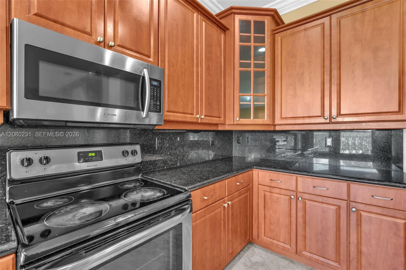 9345 5 / 4 3894 sq. ft. $ 2026-08-30 0 foto