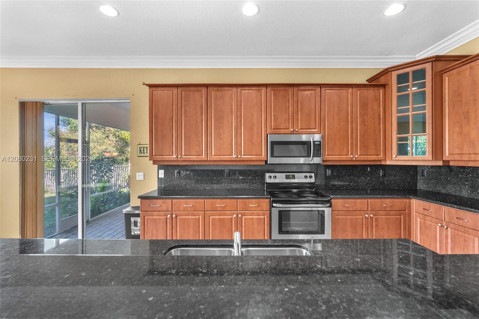 9345 5 / 4 3894 sq. ft. $ 2026-08-30 0 foto