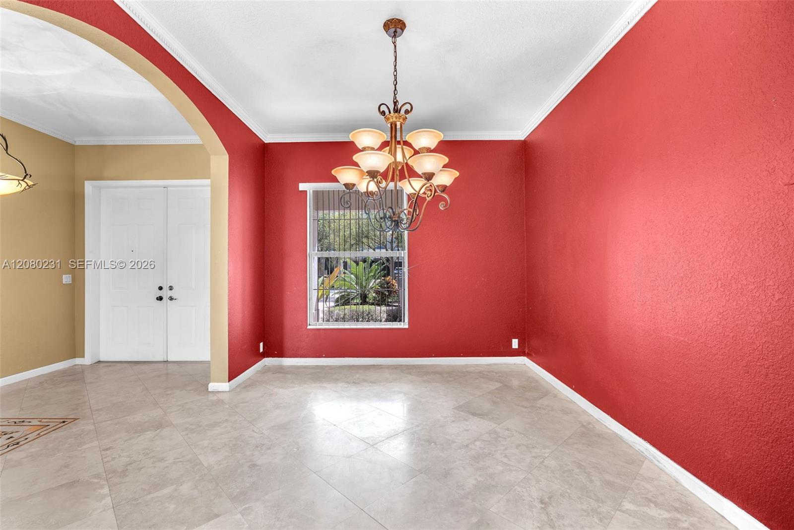 9345 5 / 4 3894 sq. ft. $ 2026-08-30 0 foto