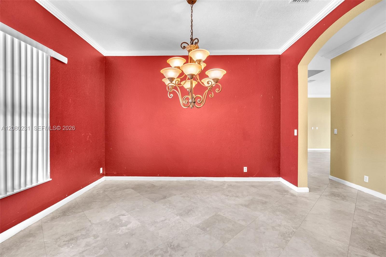 9345 5 / 4 3894 sq. ft. $ 2026-08-30 0 foto