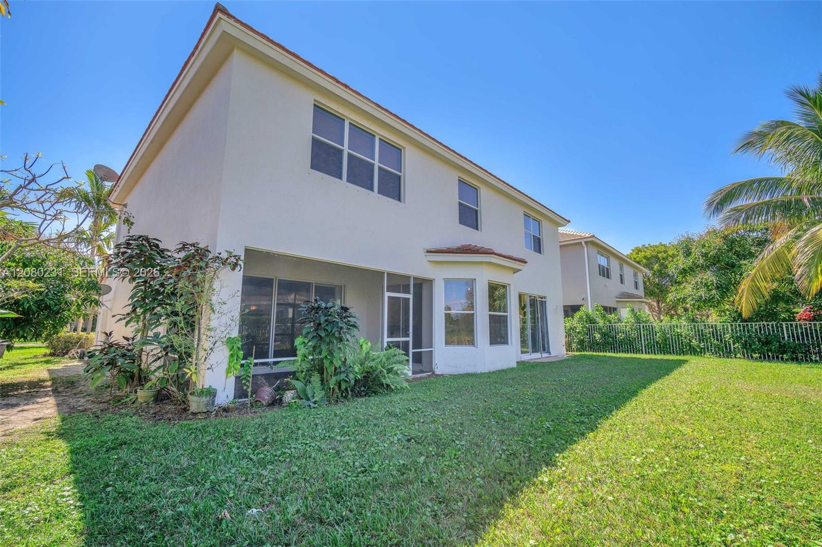 9345 5 / 4 3894 sq. ft. $ 2026-08-30 0 foto