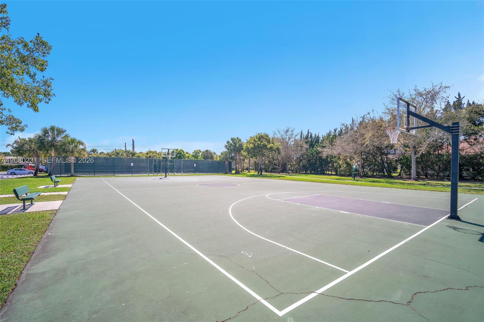 9345 5 / 4 3894 sq. ft. $ 2026-08-30 0 foto