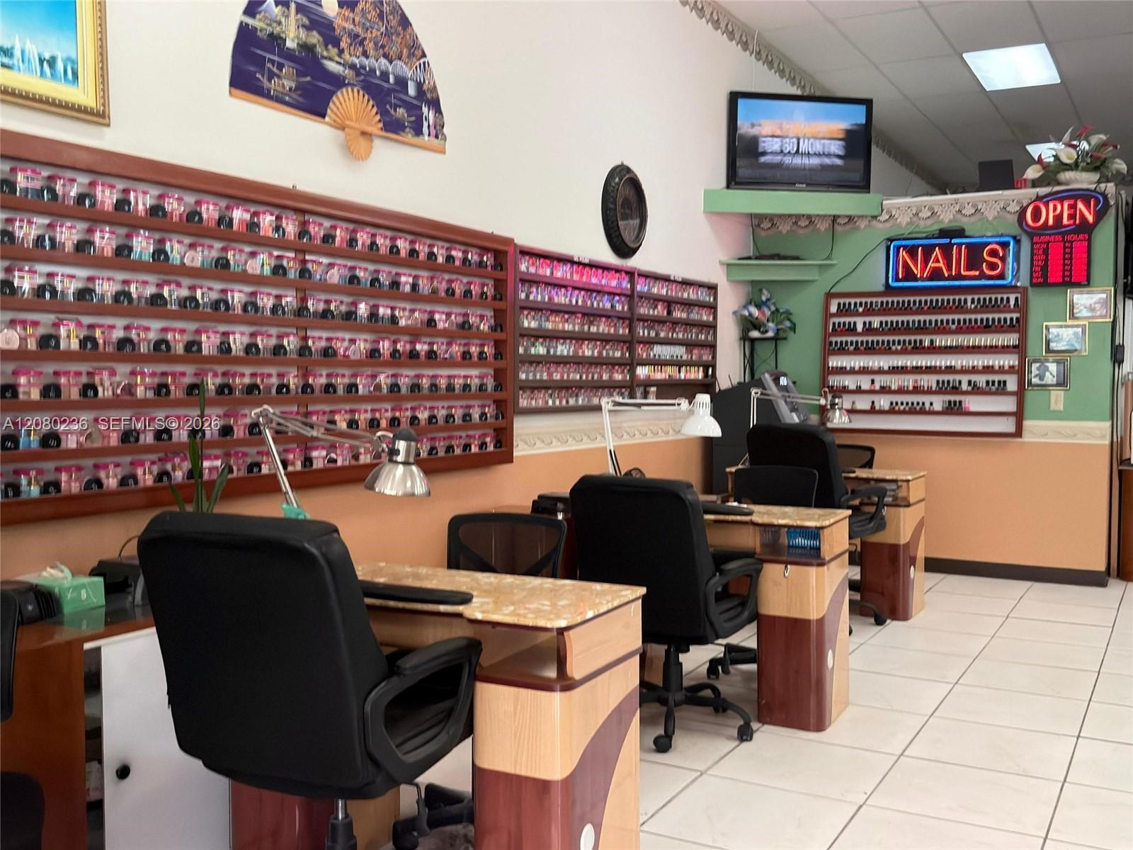   /   sq. ft. $ 2026-08-30 0 foto