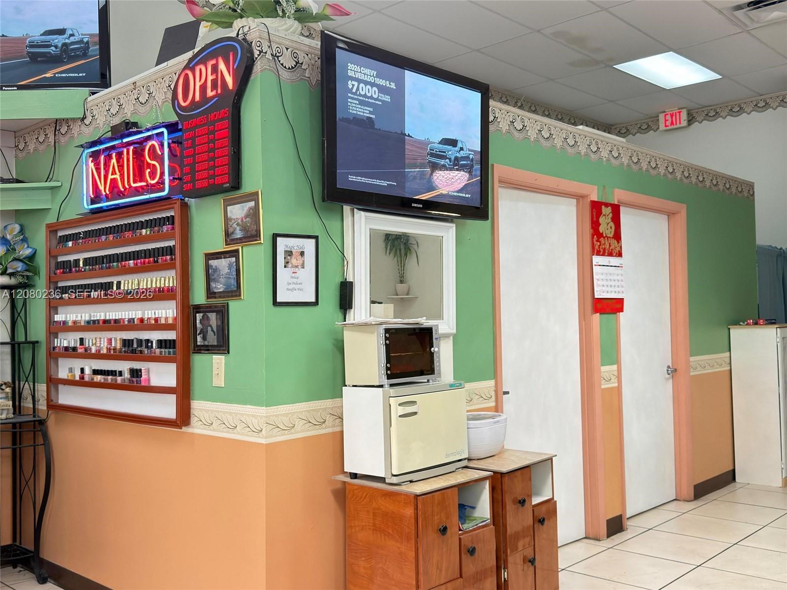   /   sq. ft. $ 2026-08-30 0 foto