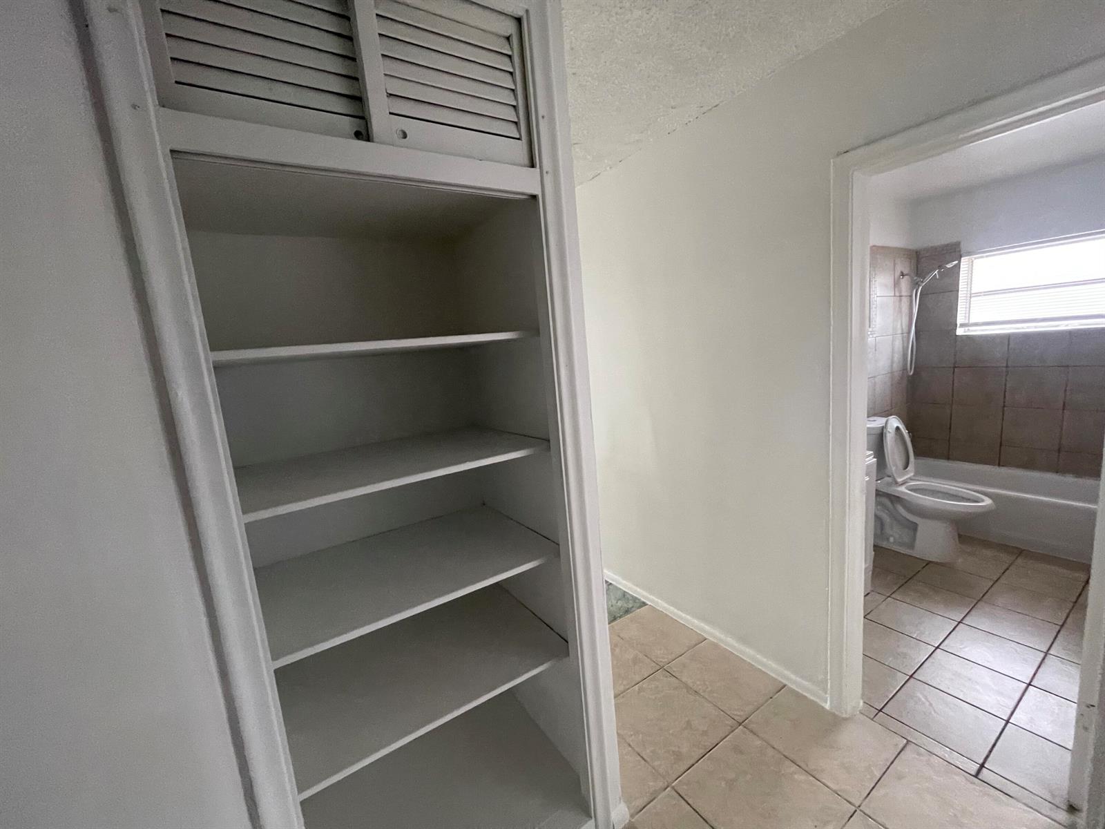 Ver detalles / 0 2268 sq. ft. $ 2026-09-14 0 foto