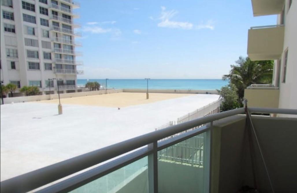 SIDE OCEAN VIEW