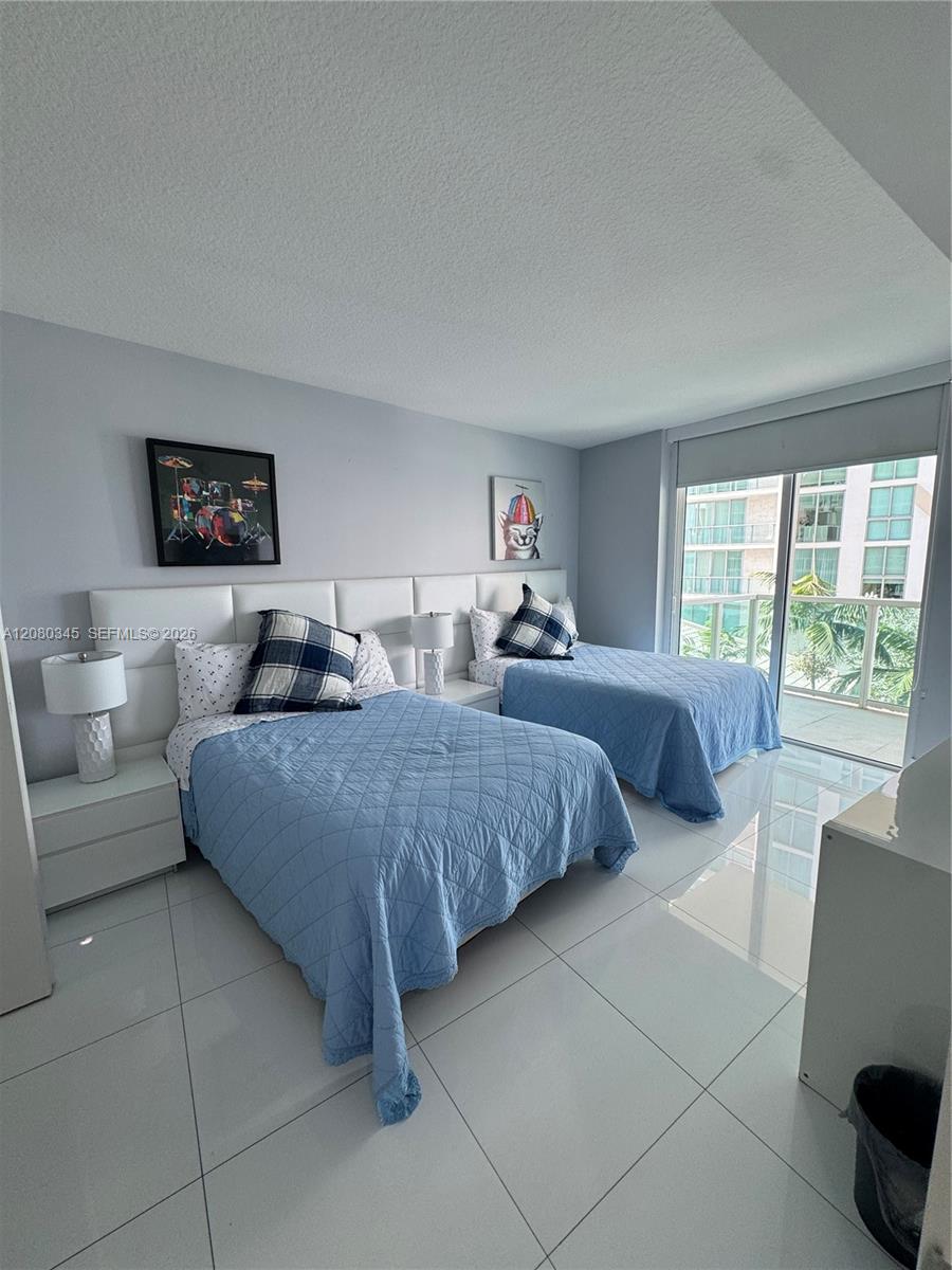 Photo 28 of Sunny Isles Blvd