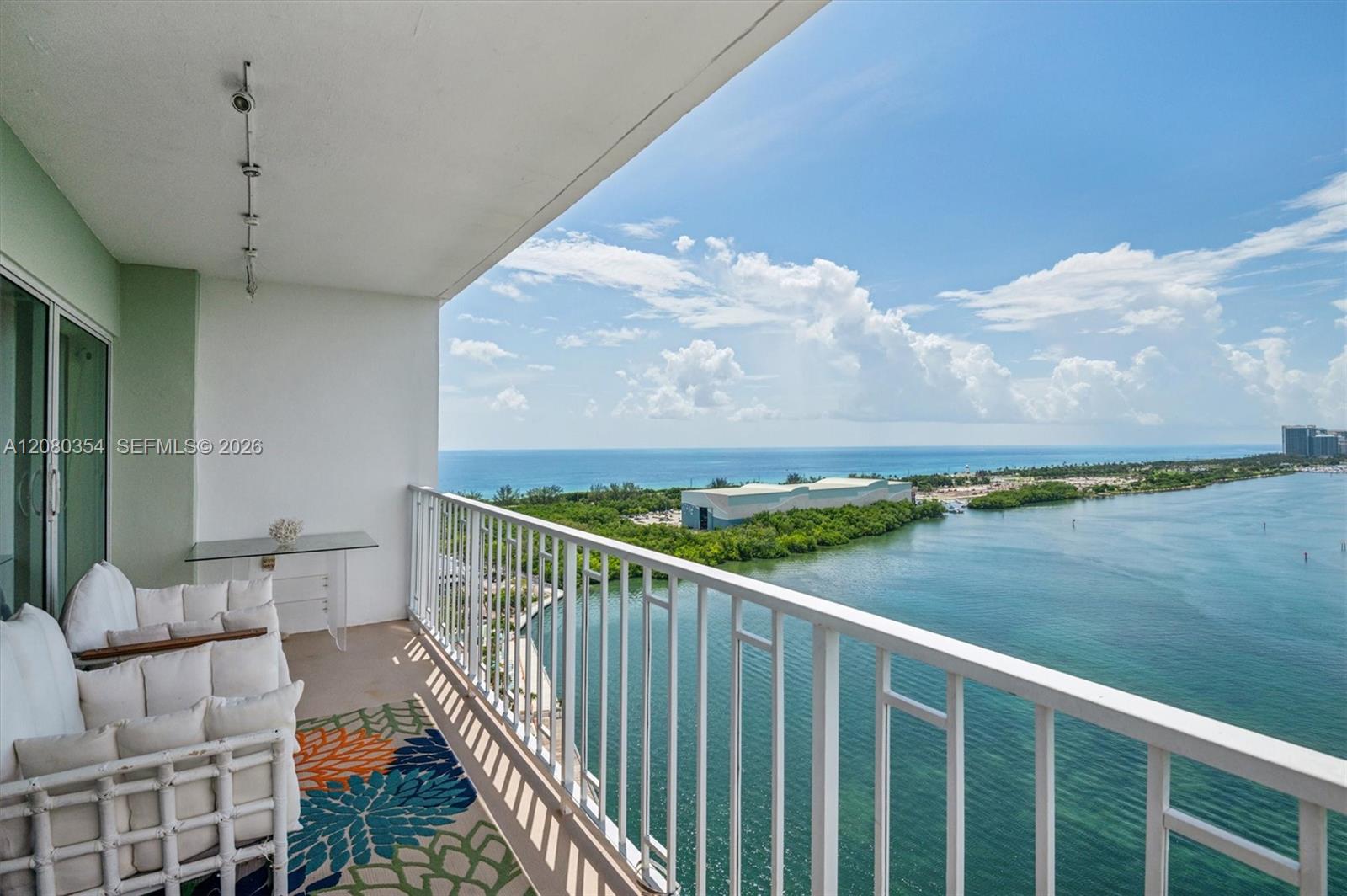 2122 2 / 2 1295 sq. ft. $ 2026-08-31 0 Photo