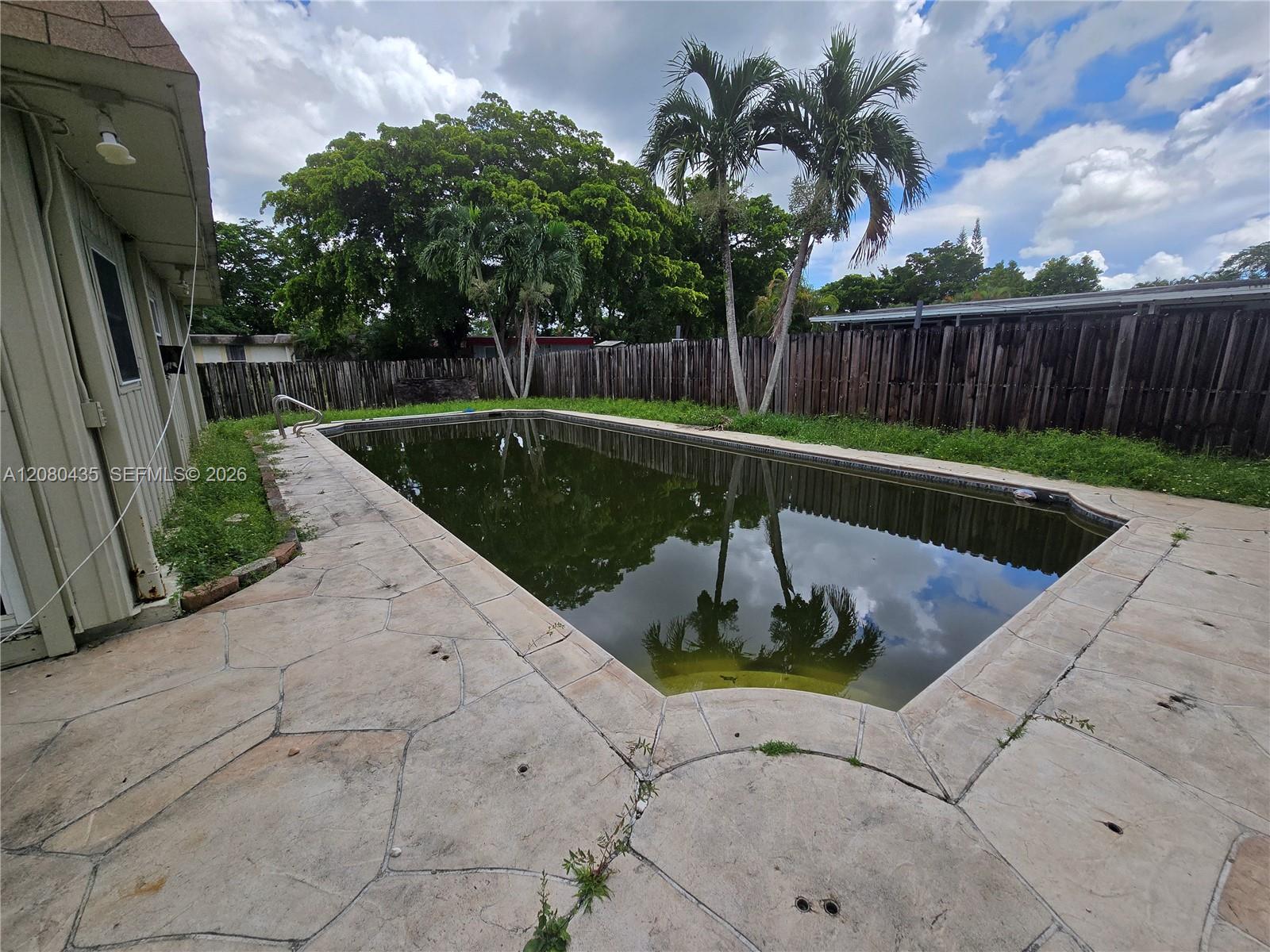 7912 3 / 2 1843 sq. ft. $ 2026-09-02 0 Photo