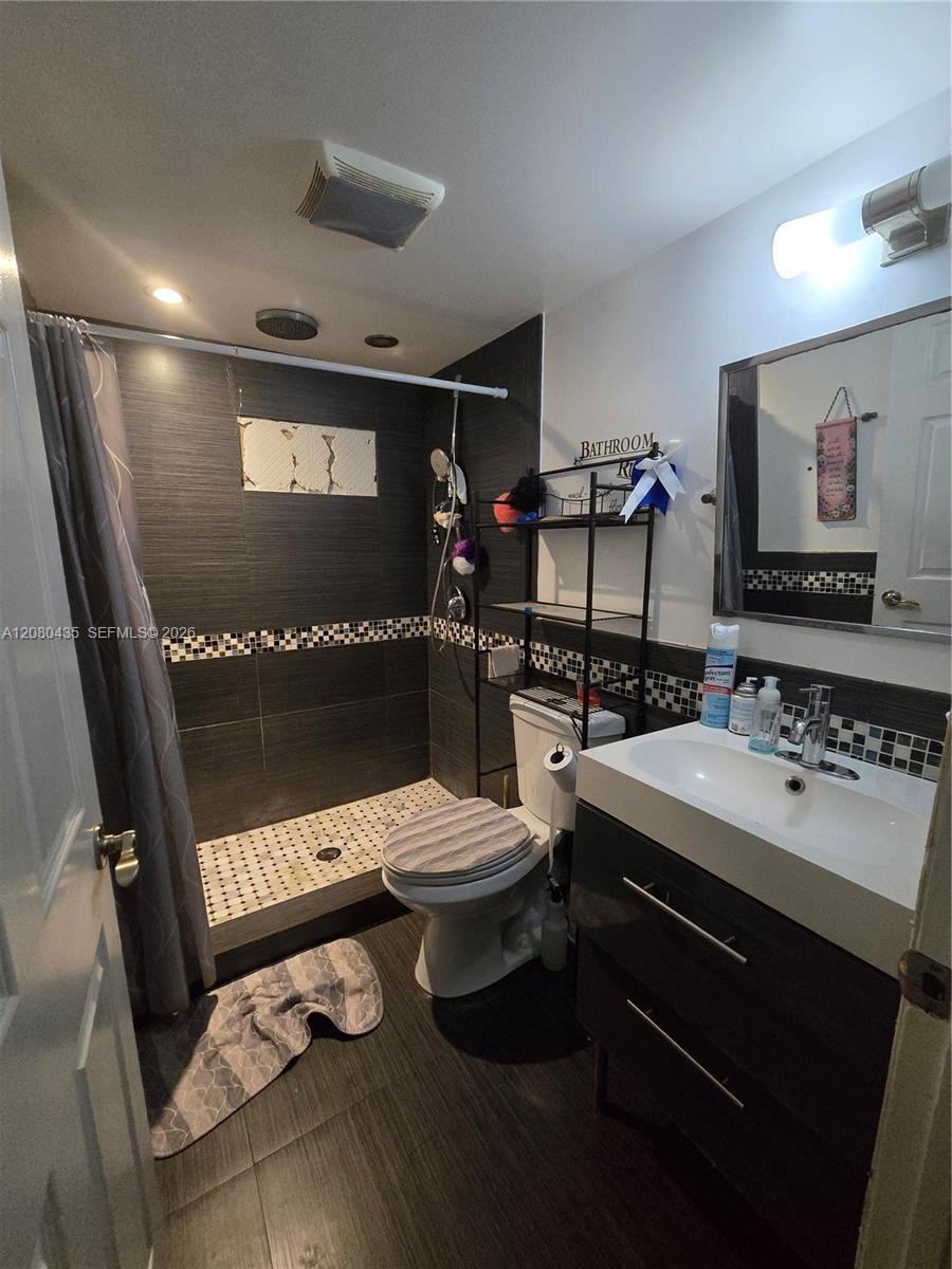 7912 3 / 2 1843 sq. ft. $ 2026-09-02 0 Photo