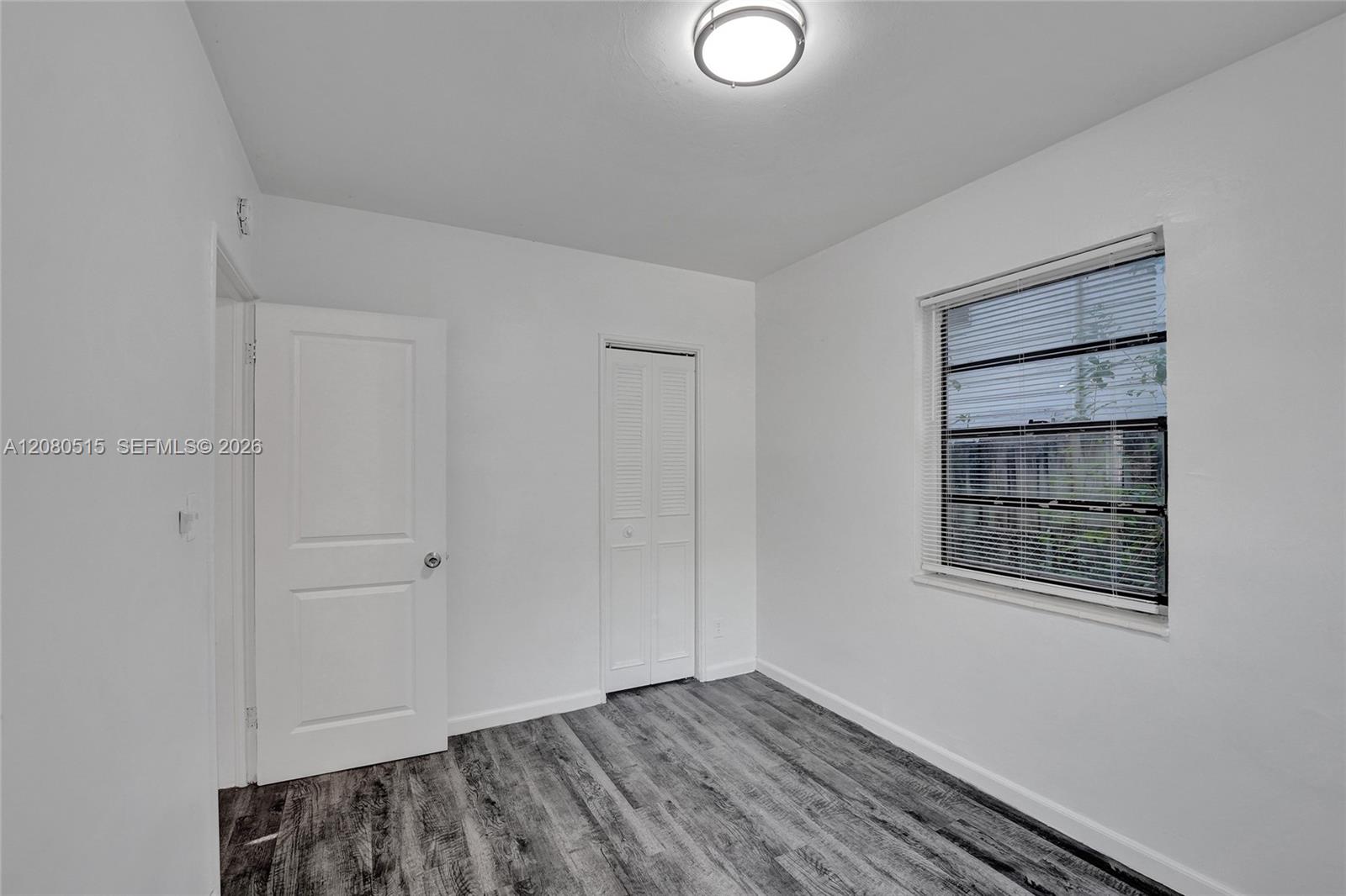 Ver detalles 1421 3 / 2 972 sq. ft. $ 2026-08-31 0 foto