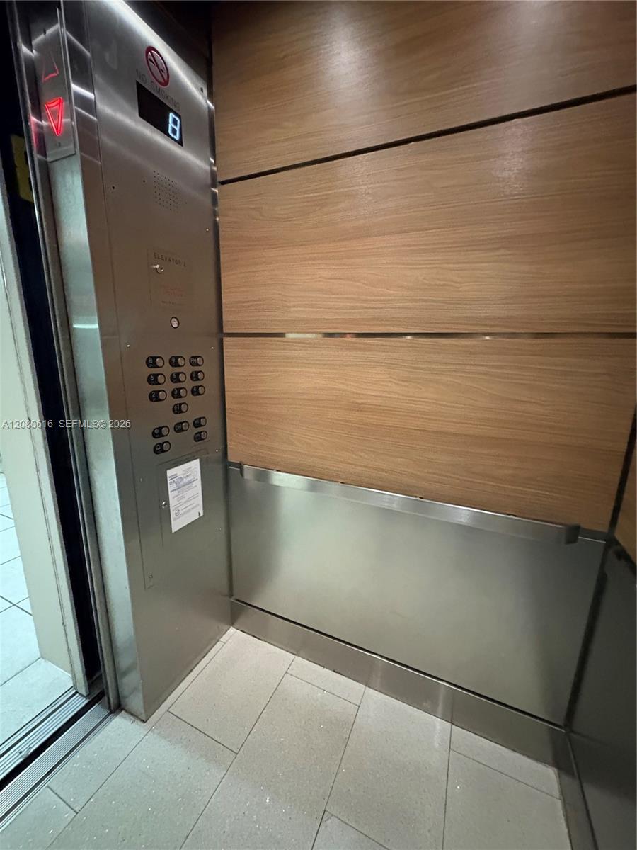 Ver detalles 816 2 / 2 1132 sq. ft. $ 2026-08-31 0 foto