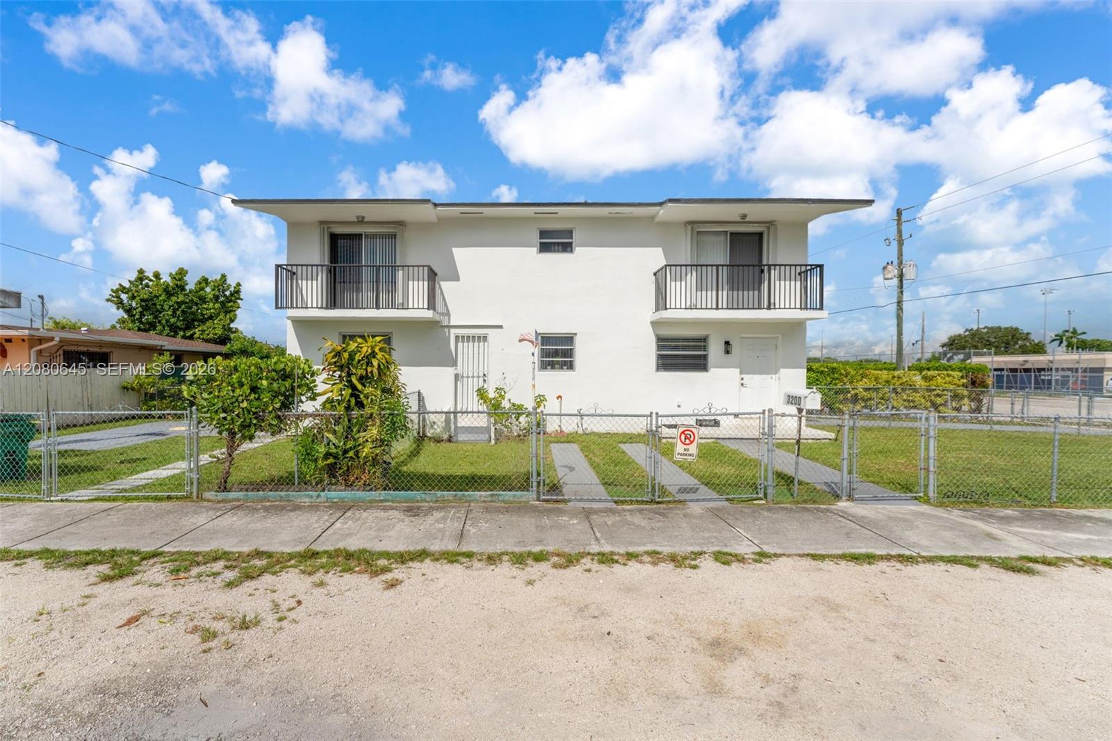   /  2193 sq. ft. $ 2026-08-31 0 foto