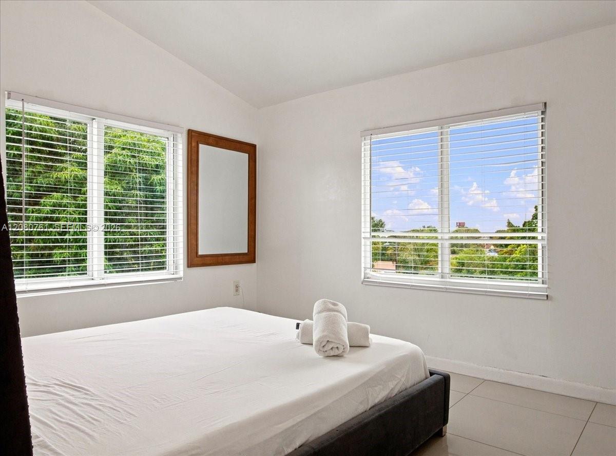 See details / sq. ft. $ 2026-08-31 0 Photo