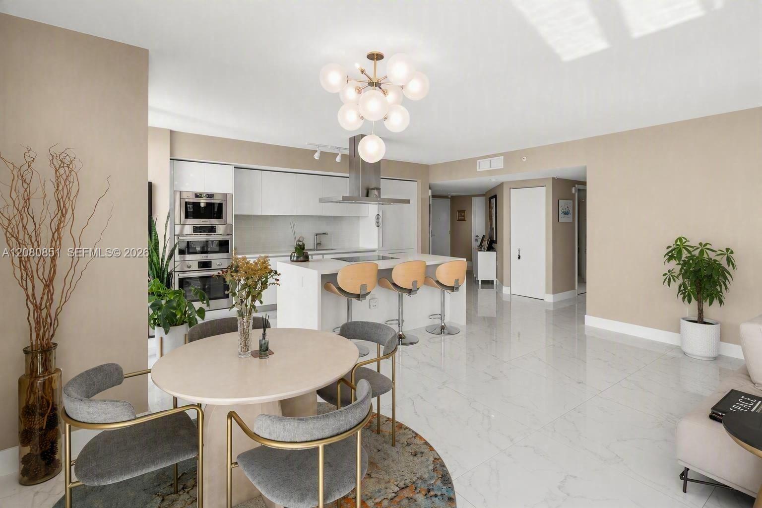 See details 4-1208 3 / 4 1892 sq. ft. $ 2026-08-31 0 Photo