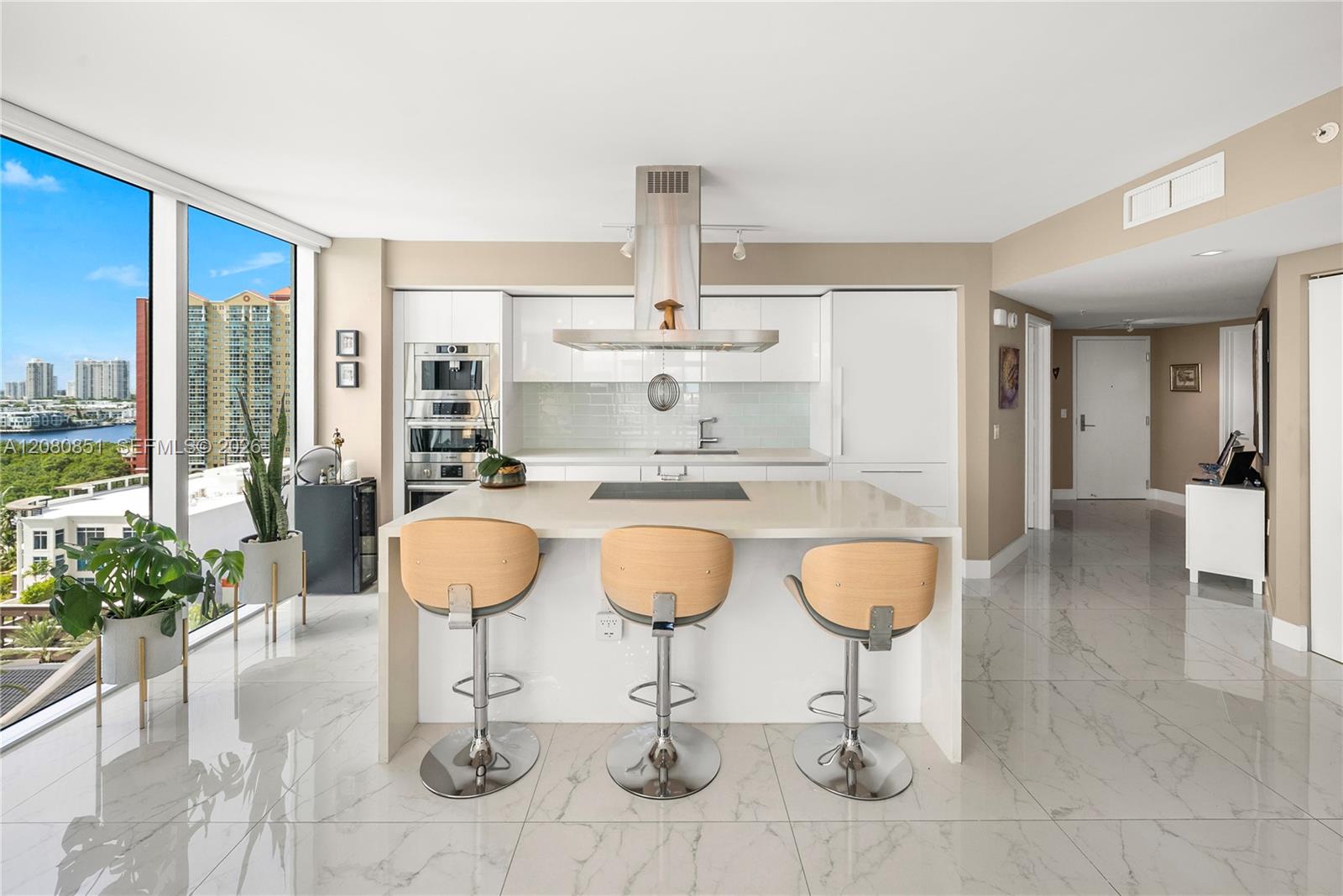 See details 4-1208 3 / 4 1892 sq. ft. $ 2026-08-31 0 Photo