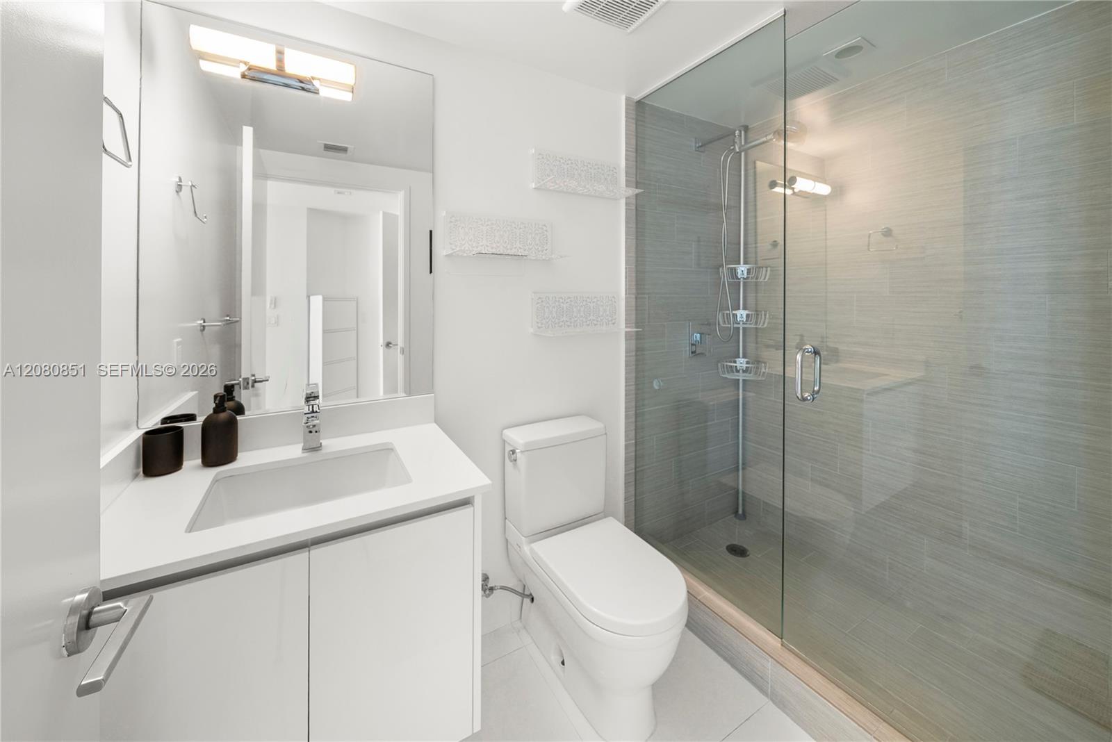 See details 4-1208 3 / 4 1892 sq. ft. $ 2026-08-31 0 Photo