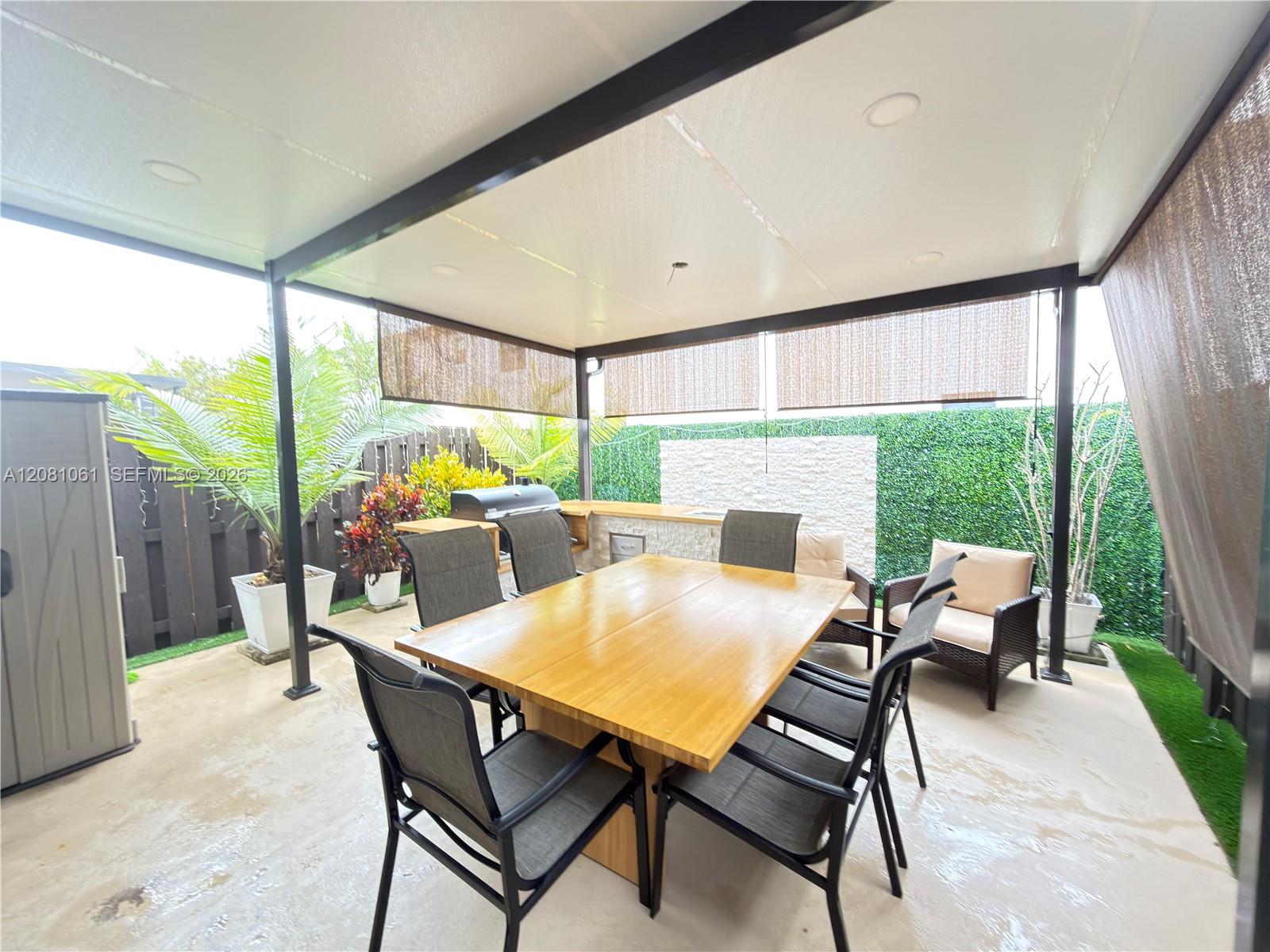 See details 11784 3 / 3 1612 sq. ft. $ 2026-09-01 0 Photo