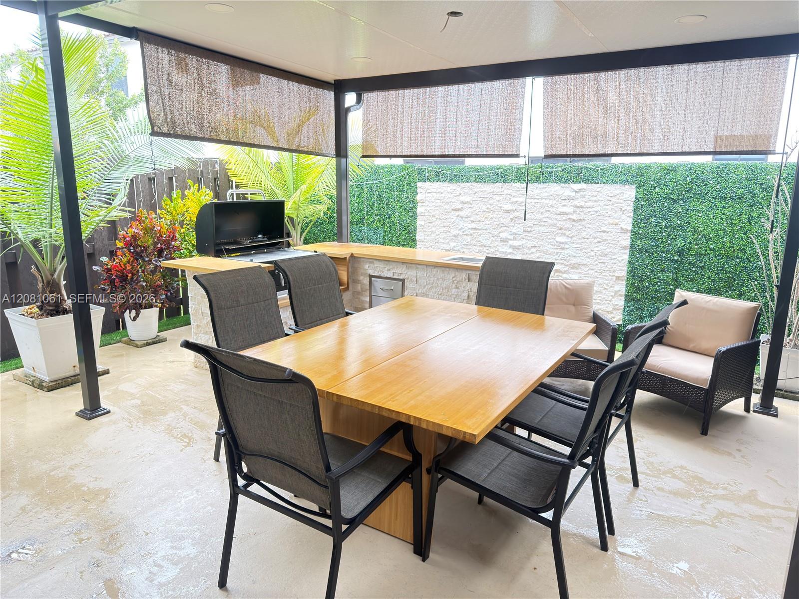 See details 11784 3 / 3 1612 sq. ft. $ 2026-09-01 0 Photo