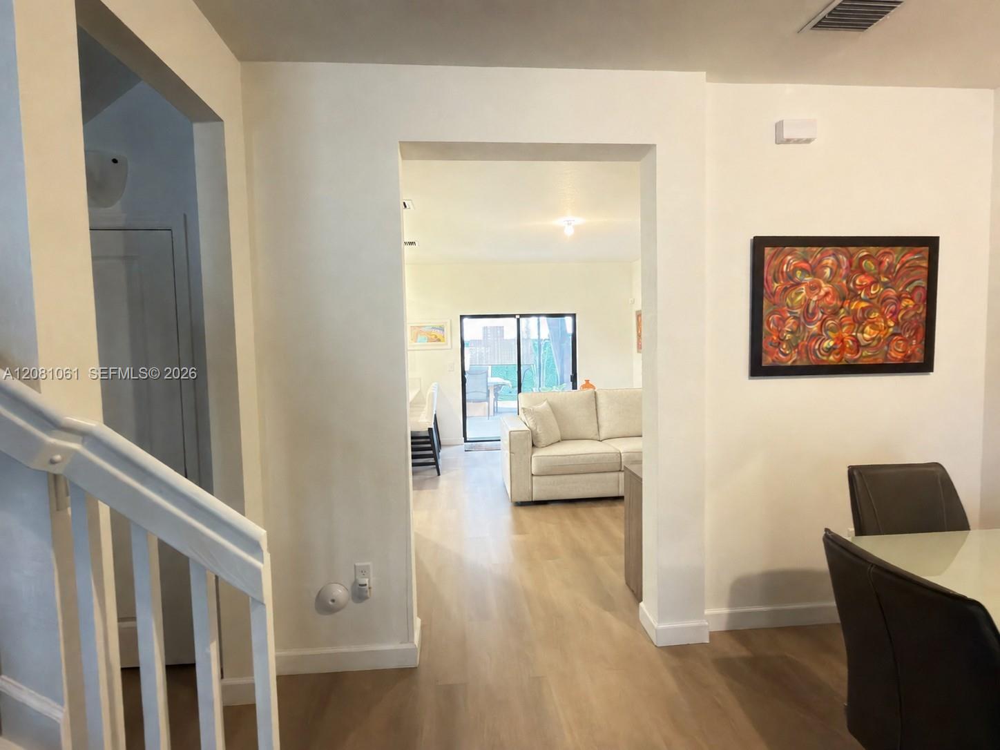 See details 11784 3 / 3 1612 sq. ft. $ 2026-09-01 0 Photo