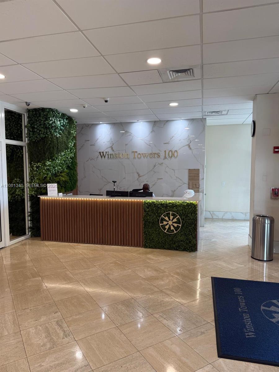 1420 2 / 2 1275 sq. ft. $ 2026-09-01 0 foto