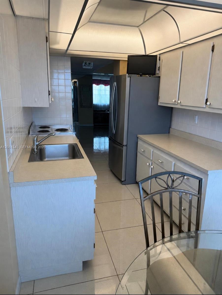 1420 2 / 2 1275 sq. ft. $ 2026-09-01 0 foto