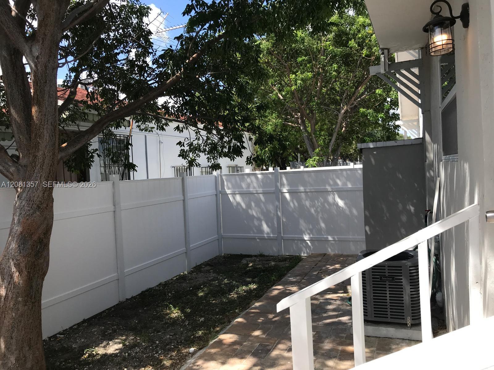 Ver detalles / 1970 sq. ft. $ 2026-09-01 0 foto