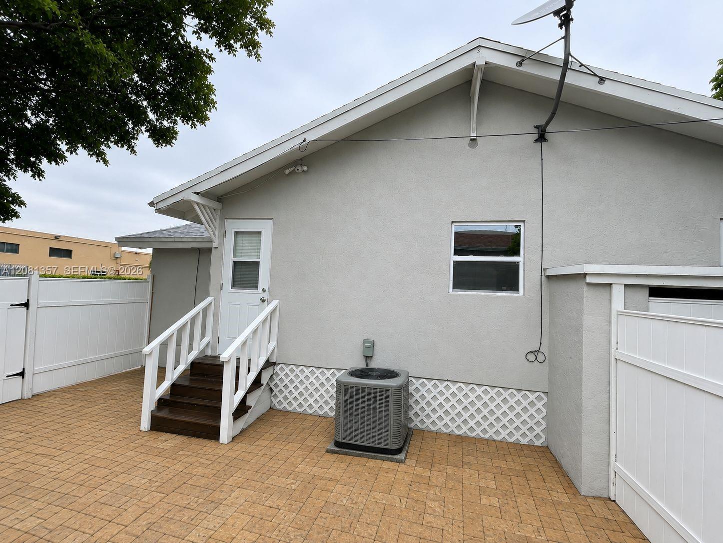 Ver detalles / 1970 sq. ft. $ 2026-09-01 0 foto