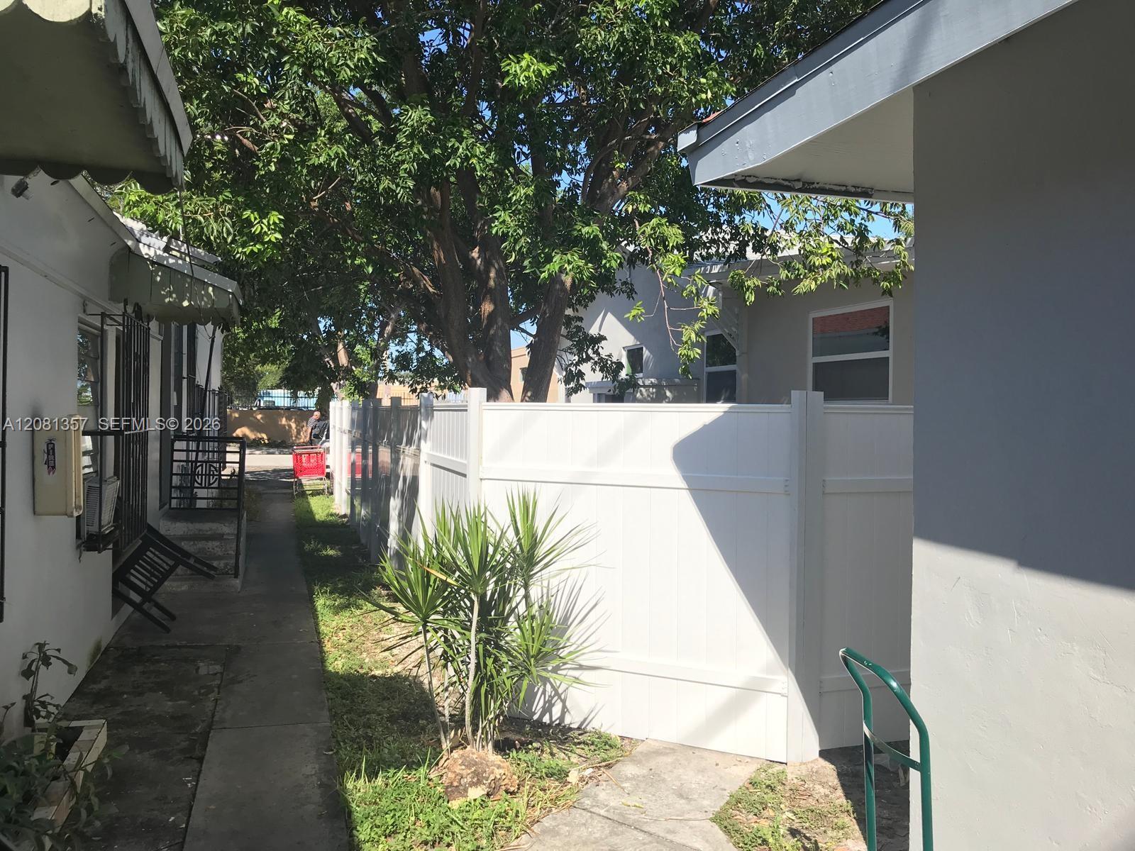Ver detalles / 1970 sq. ft. $ 2026-09-01 0 foto