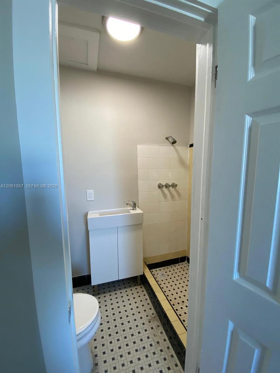 Ver detalles / 1970 sq. ft. $ 2026-09-01 0 foto