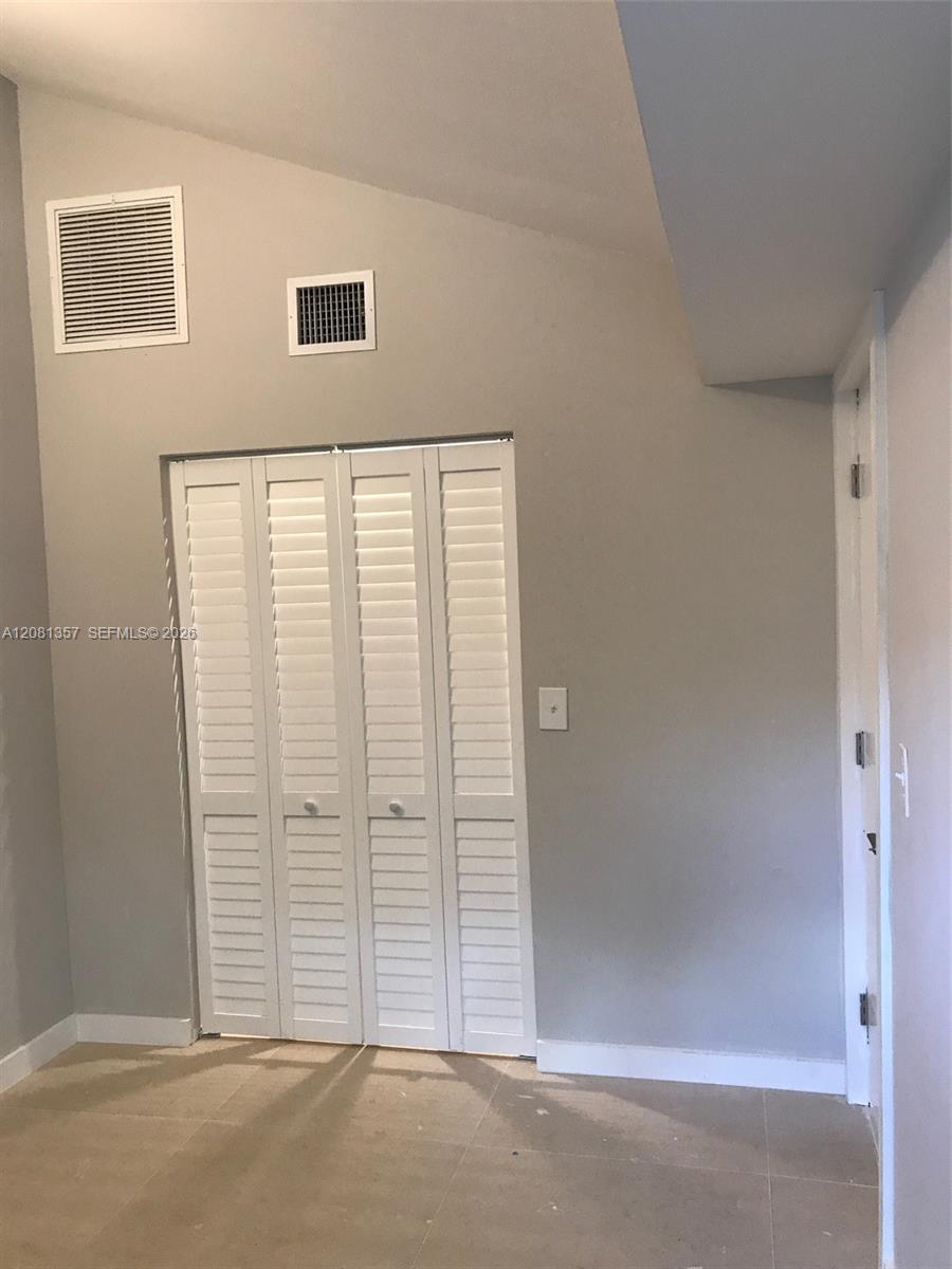 Ver detalles / 1970 sq. ft. $ 2026-09-01 0 foto