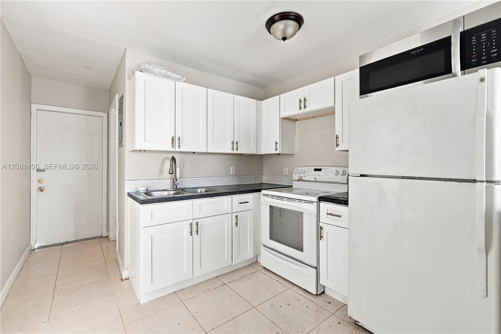 Ver detalles / 1674 sq. ft. $ 2026-09-15 0 foto