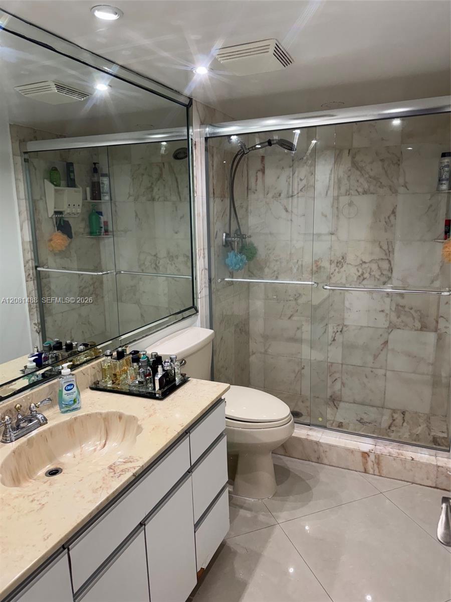 2nd BATHROOM