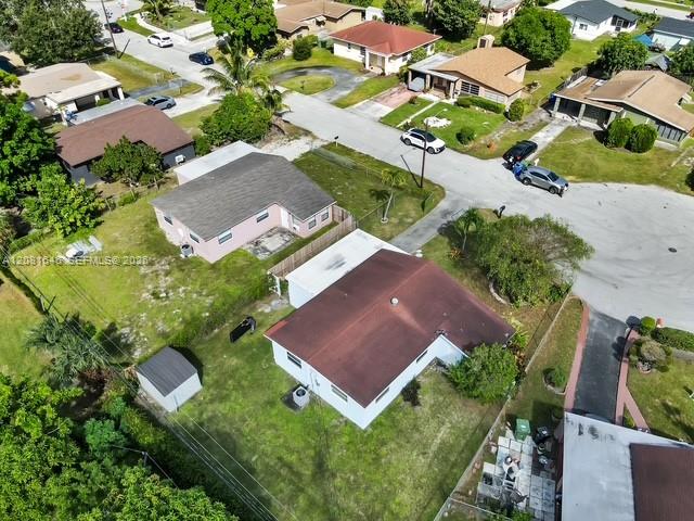1041 3 / 1 1020 sq. ft. $ 2026-09-01 0 Photo