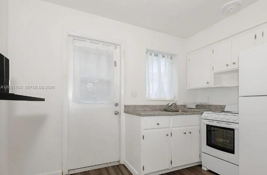 See details / sq. ft. $ 2026-09-01 0 Photo