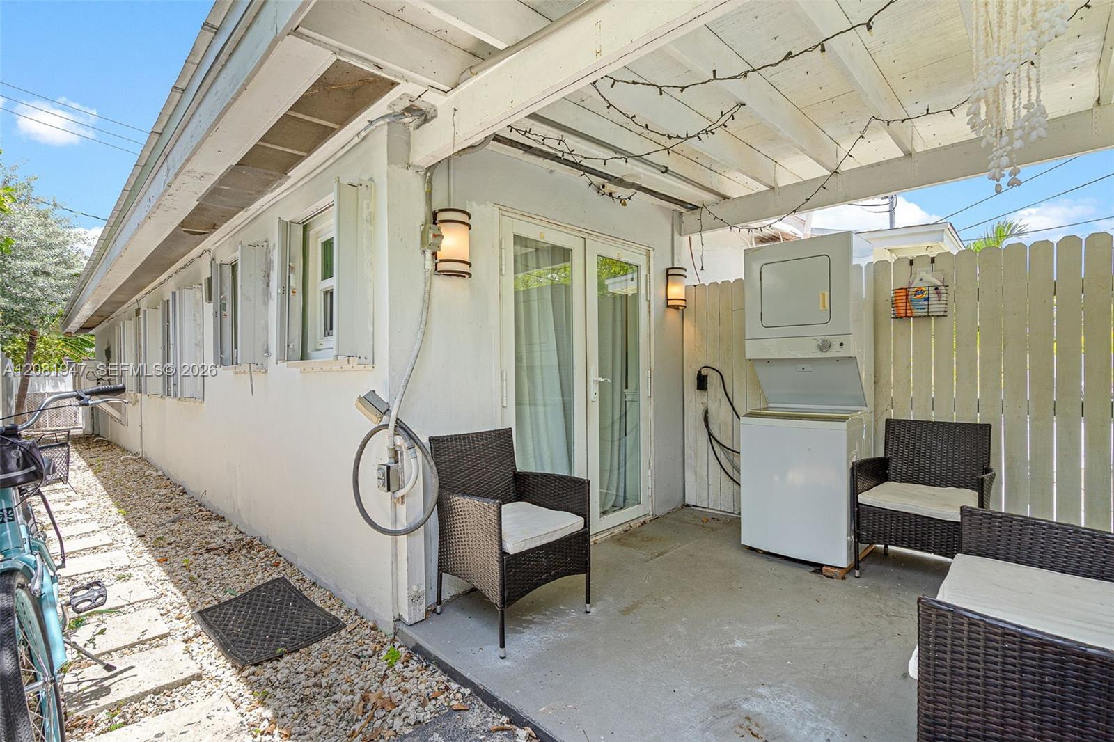   /  1760 sq. ft. $ 2026-09-02 0 foto
