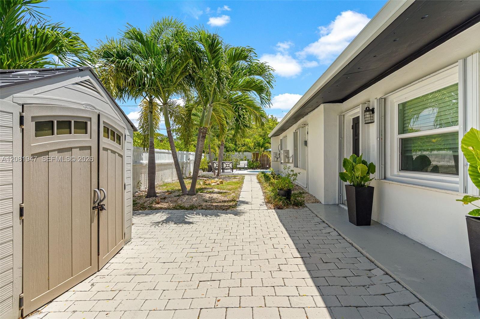   /  1760 sq. ft. $ 2026-09-02 0 foto