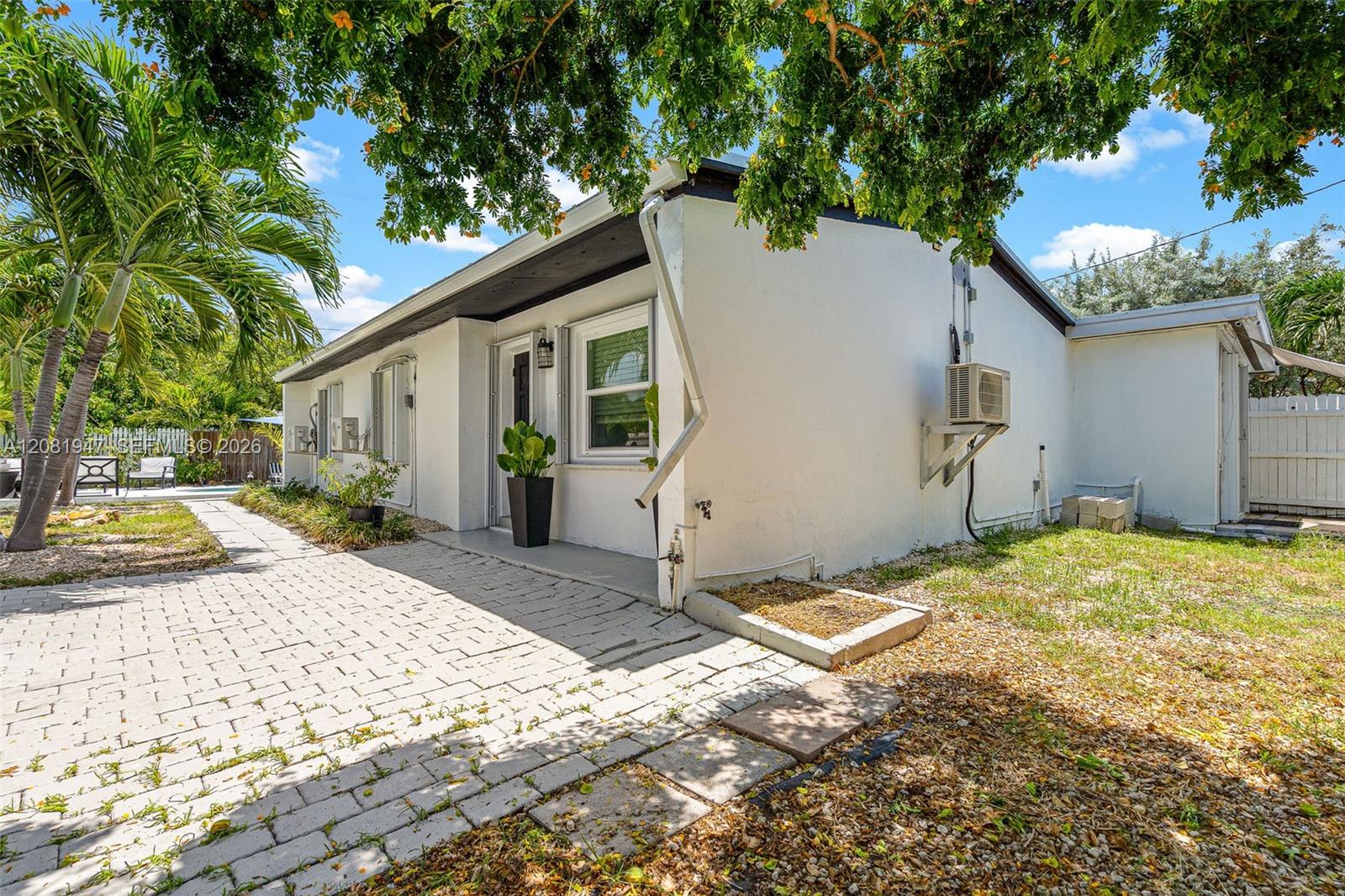   /  1760 sq. ft. $ 2026-09-02 0 foto
