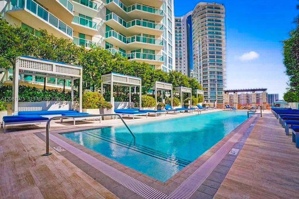 Photo 38 of Sunny Isles Blvd