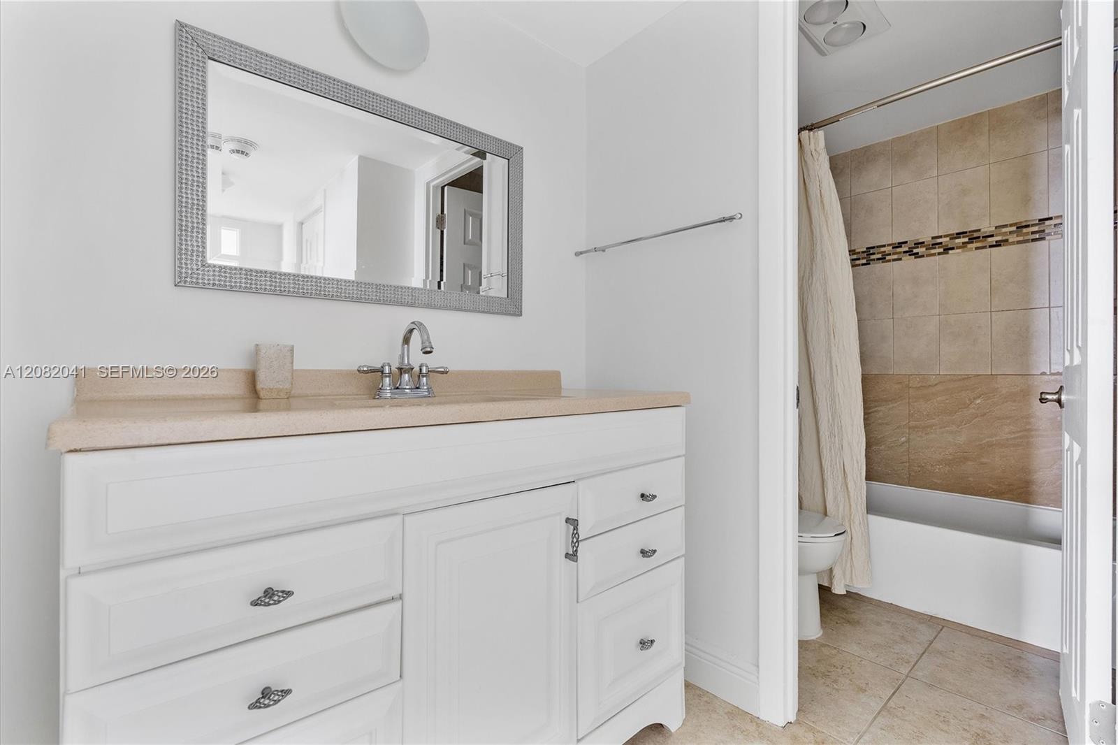 1920 2 / 2 1120 sq. ft. $ 2026-09-02 0 foto