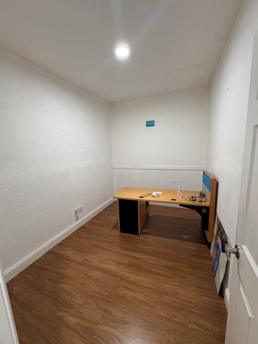   / 0  sq. ft. $ 2026-09-15 0 Photo