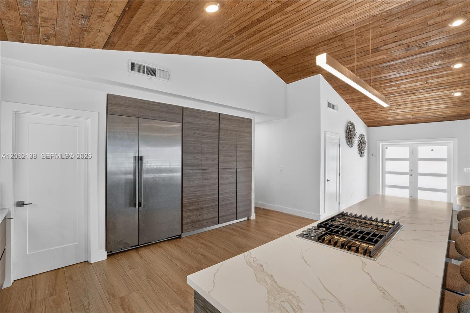 Ver detalles 34850 5 / 4 3461 sq. ft. $ 2026-09-02 0 foto