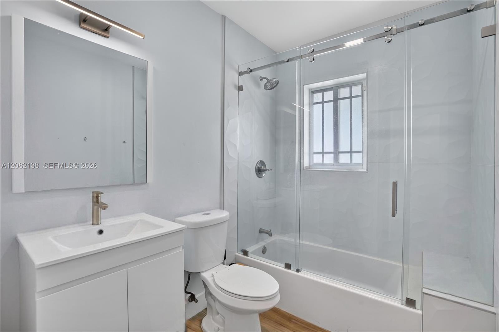 Ver detalles 34850 5 / 4 3461 sq. ft. $ 2026-09-02 0 foto