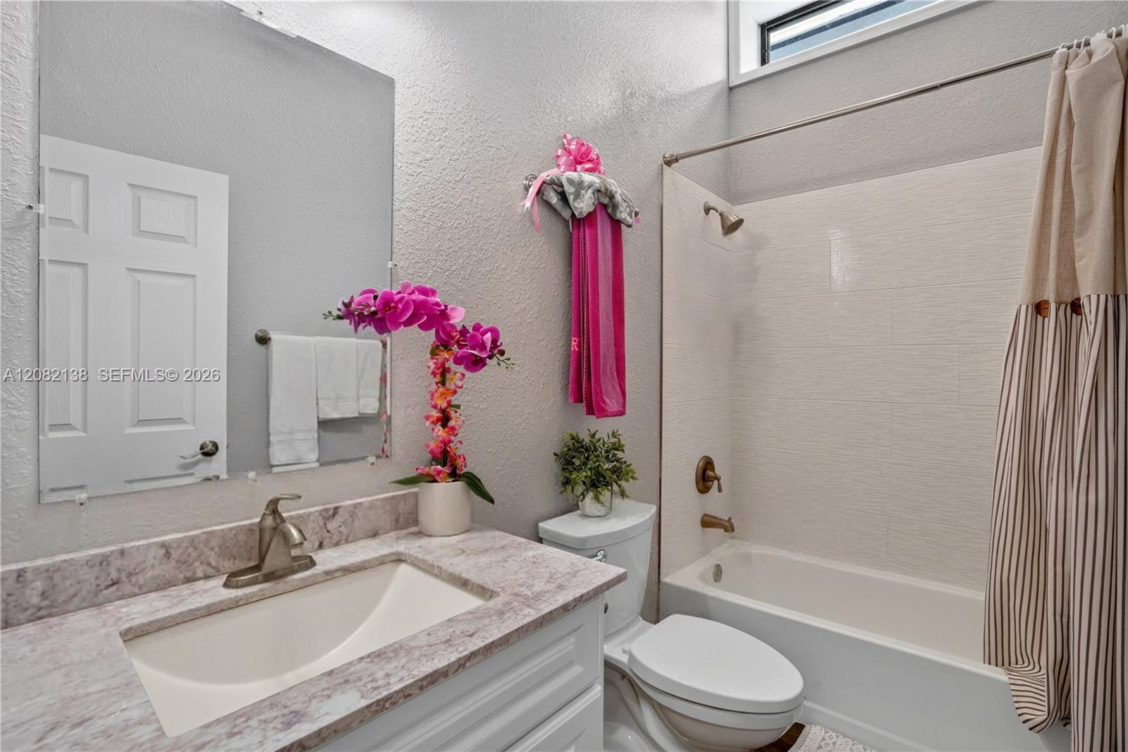 Ver detalles 34850 5 / 4 3461 sq. ft. $ 2026-09-02 0 foto