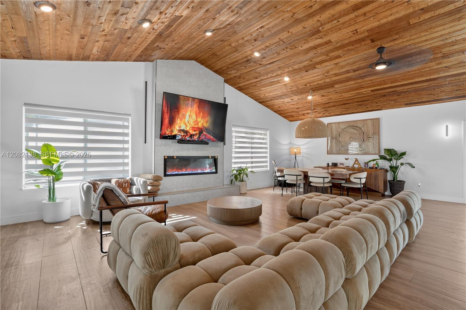 Ver detalles 34850 5 / 4 3461 sq. ft. $ 2026-09-02 0 foto