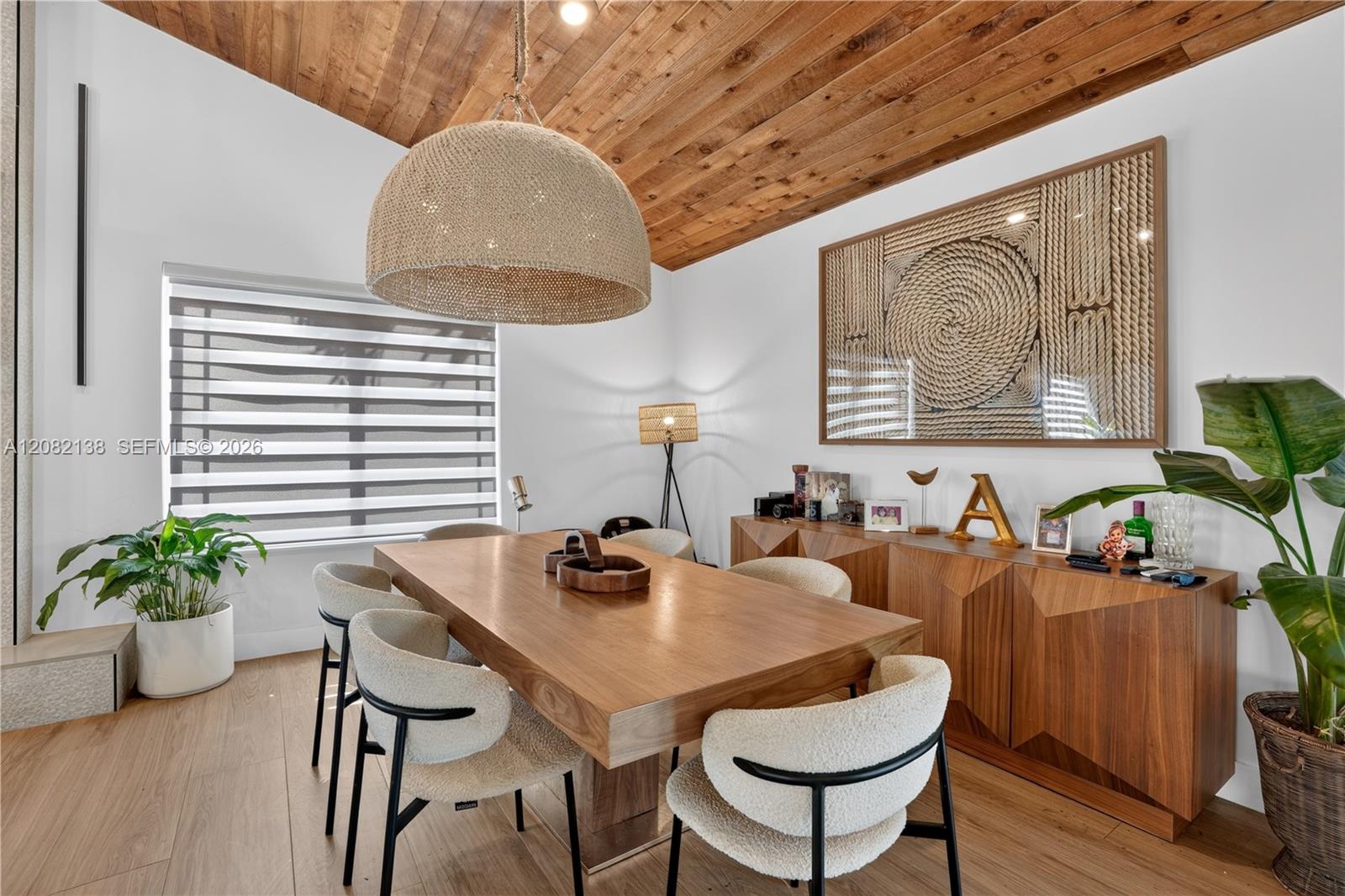 Ver detalles 34850 5 / 4 3461 sq. ft. $ 2026-09-02 0 foto