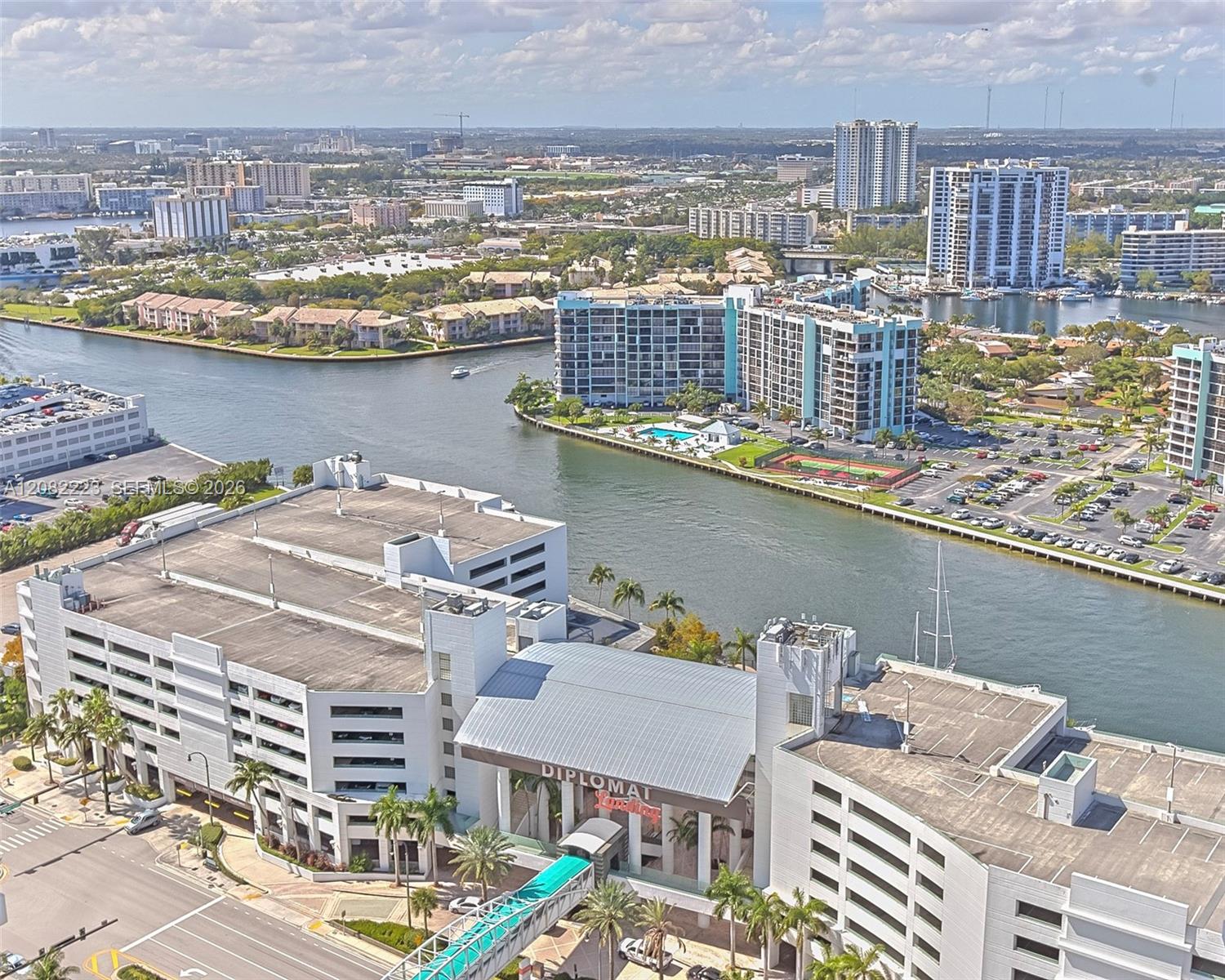 Photo 4 of OCEAN DR