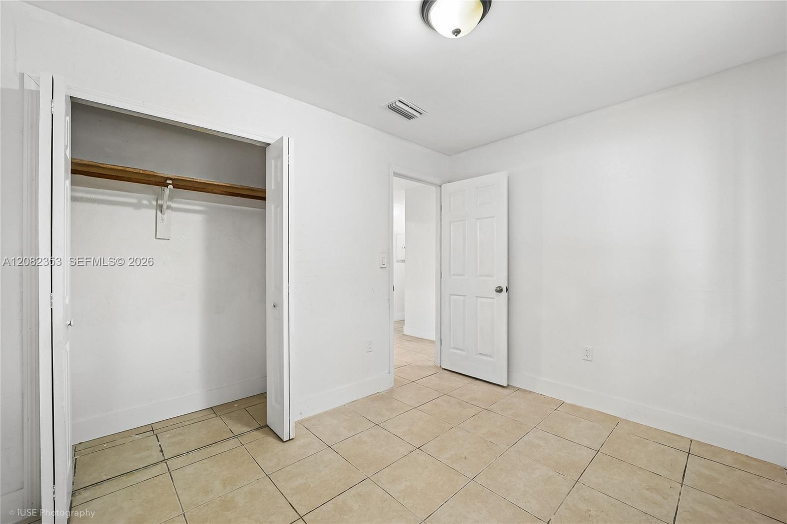 See details / 2138 sq. ft. $ 2026-09-02 0 Photo
