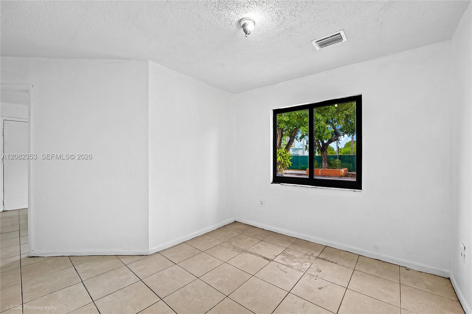 See details / 2138 sq. ft. $ 2026-09-02 0 Photo
